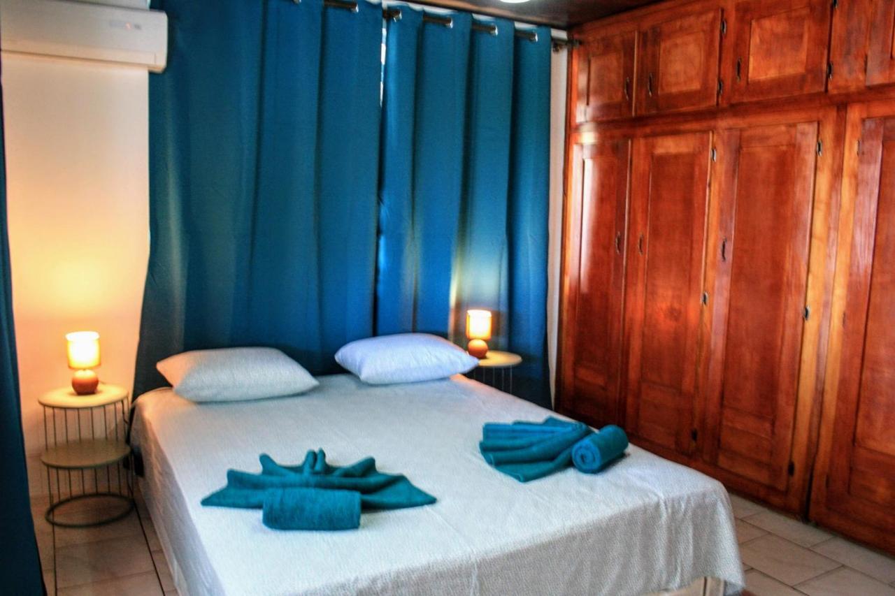 Tahiti - Fare Temahana Papeete  Buitenkant foto