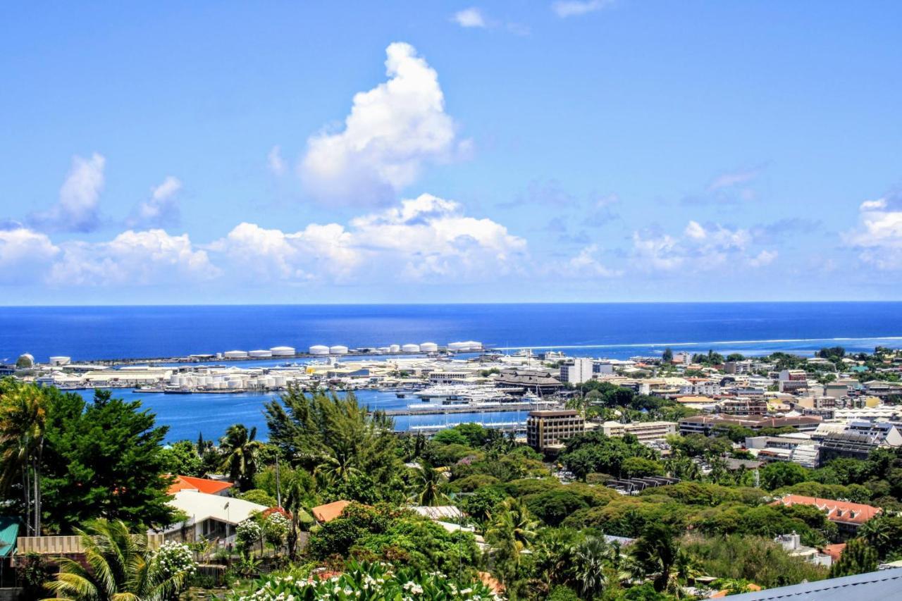Tahiti - Fare Temahana Papeete  Buitenkant foto